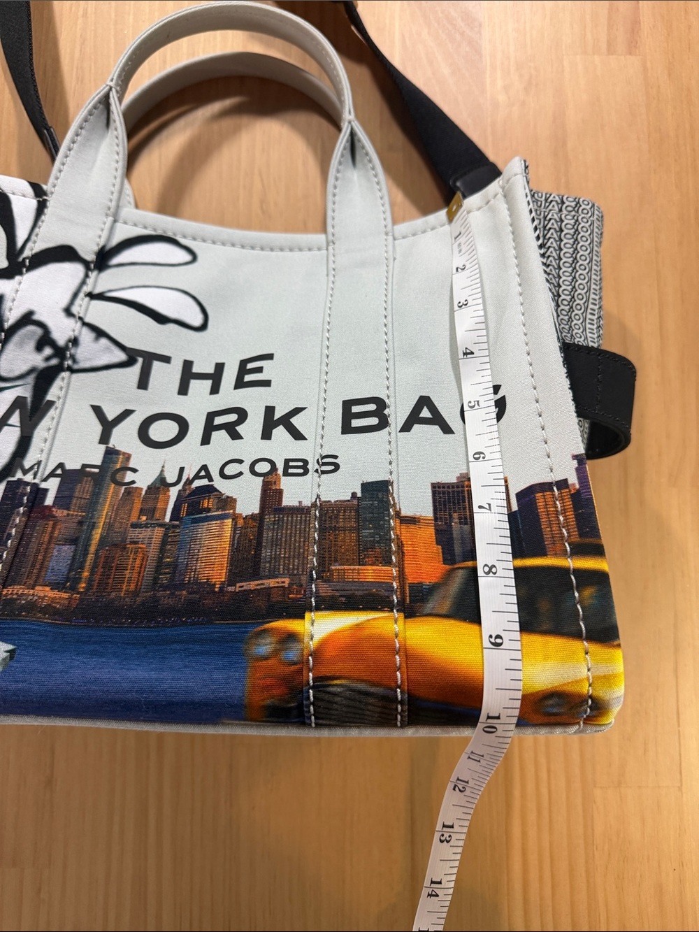 Marc Jacobs The New York Bag Canvas Tote in Multi-Color - Picture 7 of 11